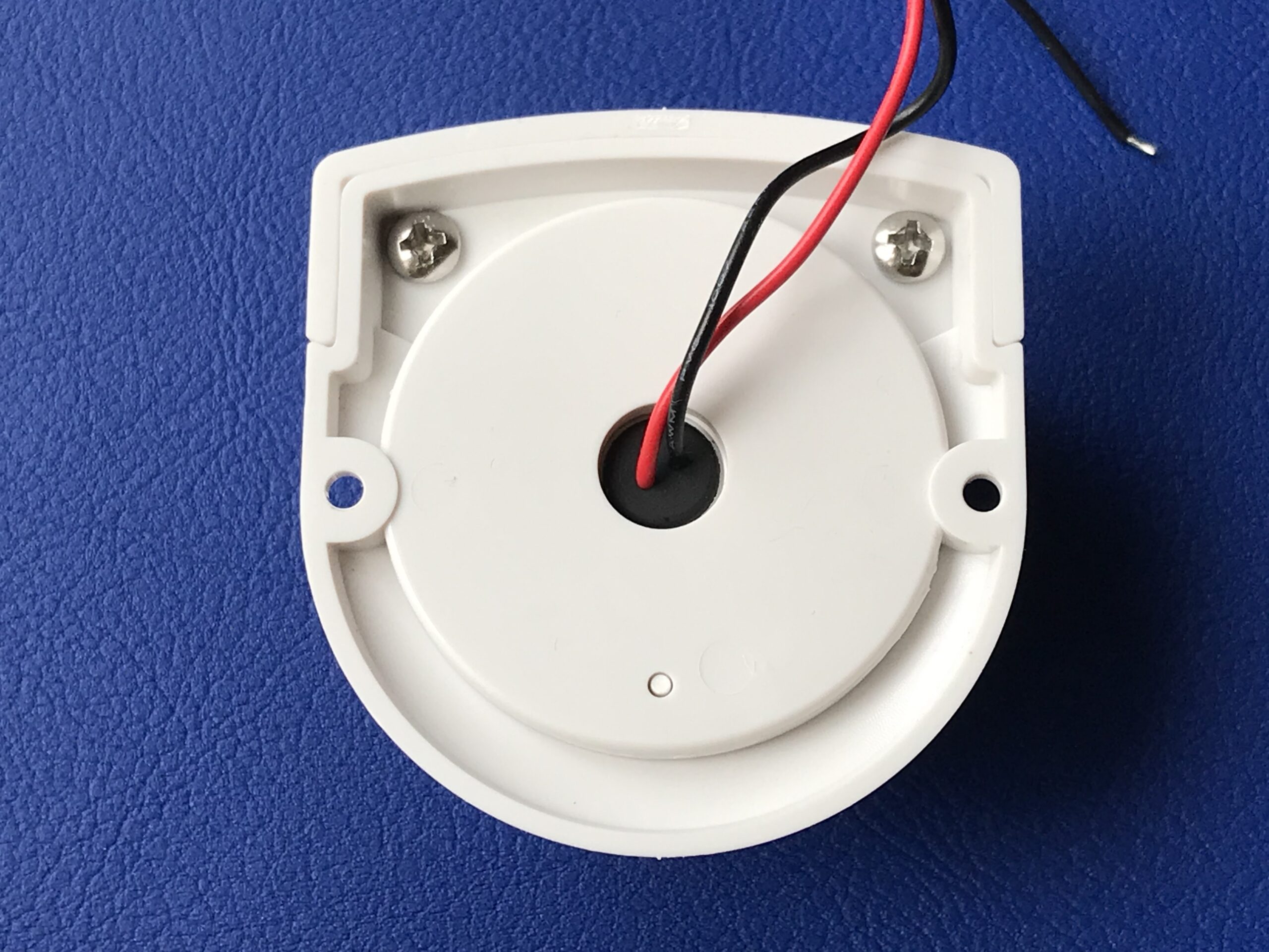 LED Navigation Light - IP66 - Red/Green Combination Side Bow - White Surround - 10-30V - Image 5